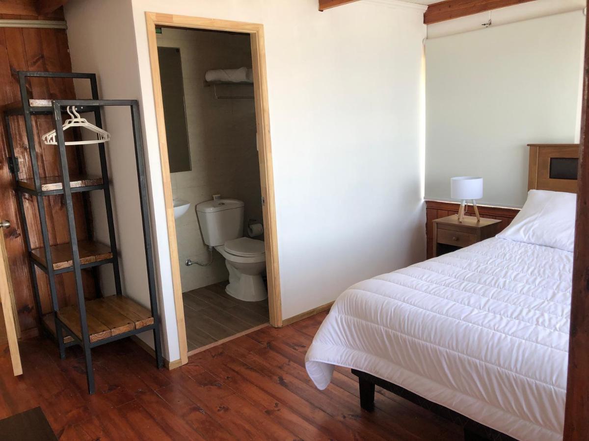 فينيا ديل مار Arka Hostal المظهر الخارجي الصورة